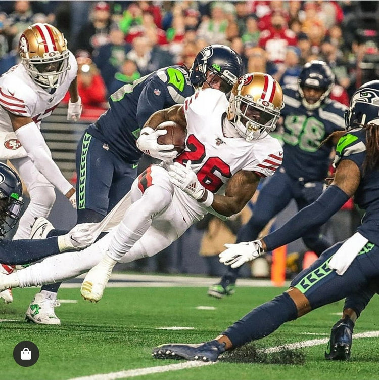 Telvin Coleman rocking the Gold Grill mouth guard - LOUDMOUTHGUARDS